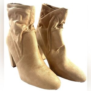 Aldo Boots Womens 8.5 Bootie Tan Suede Back Zip Block Heels Comfort Ankle Top